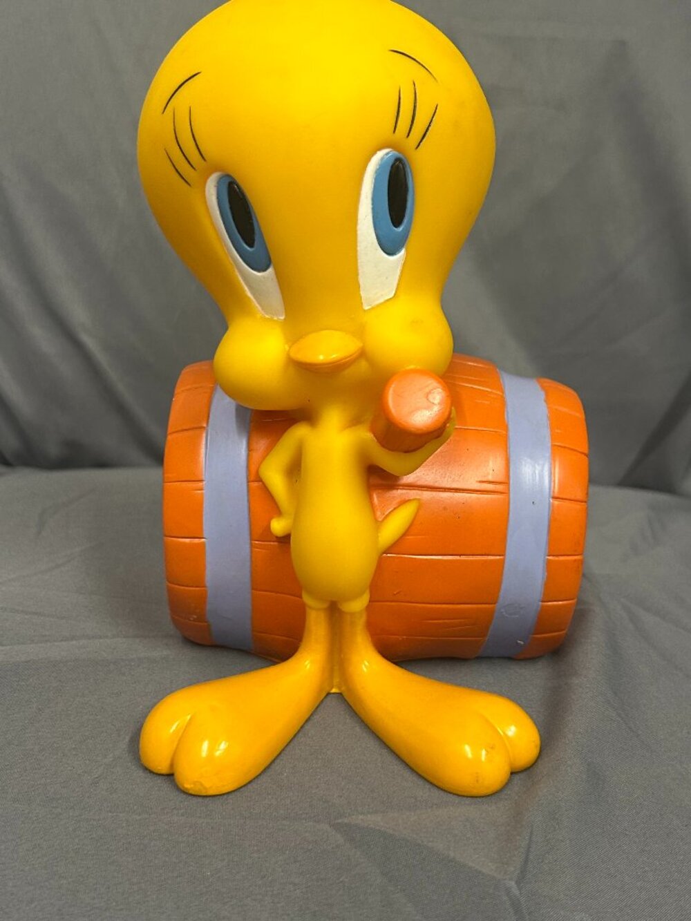 Applause Tweety Bird Coin Piggy Bank Warner Bros. Looney Tunes 1997 Vintage 7.5"